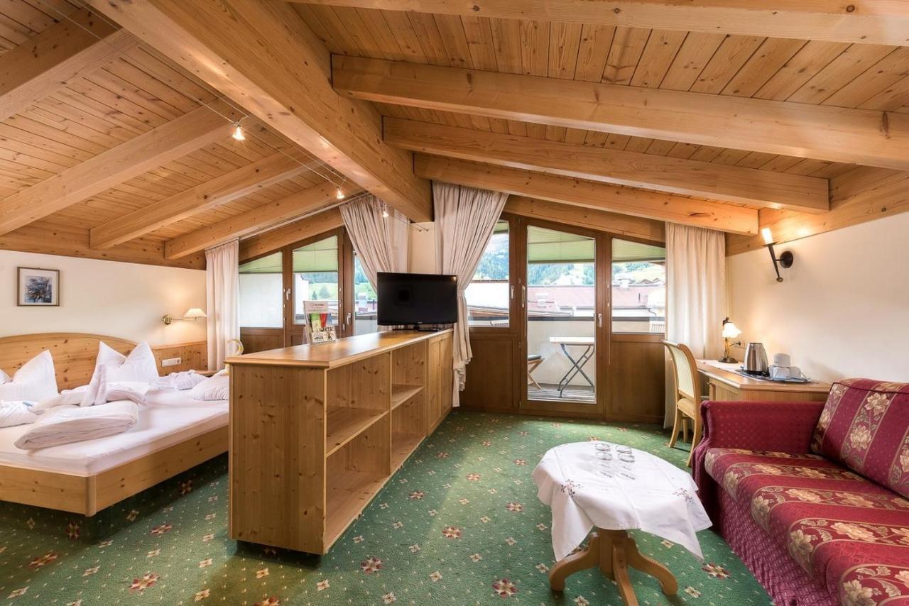 Familienhotel Adler Serfaus Pokój zdjęcie